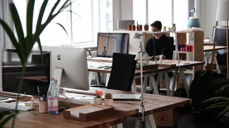 Démarrer une entreprise à domicile : comment trouver le succès ?